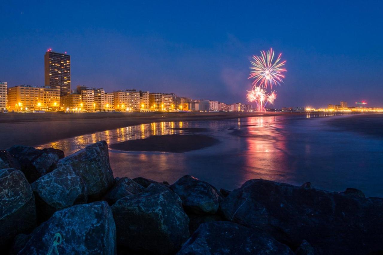 Uniek Gelegen Vakantieappartement In Oostende! Exterior foto